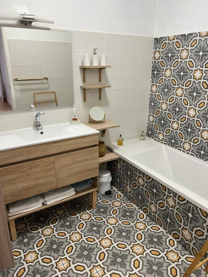 Appartement Climatise F3 Proche Plage Port Et Aeroport Аяччо Екстер'єр фото